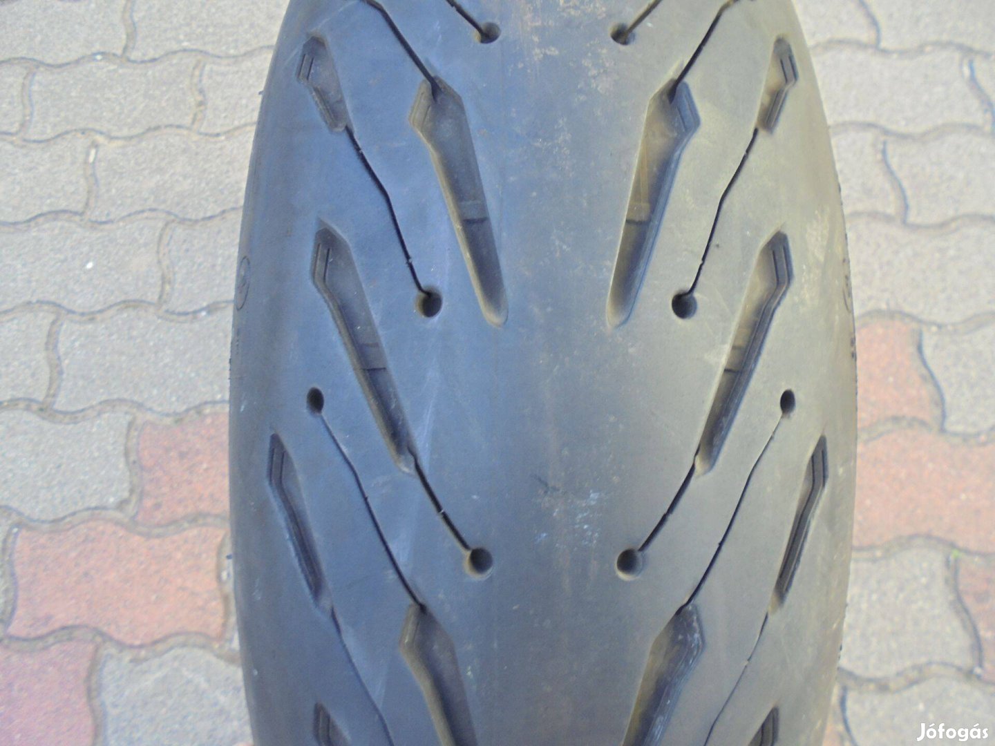 Michelin 185/55 R 17-es keveset futott motor gumi eladó