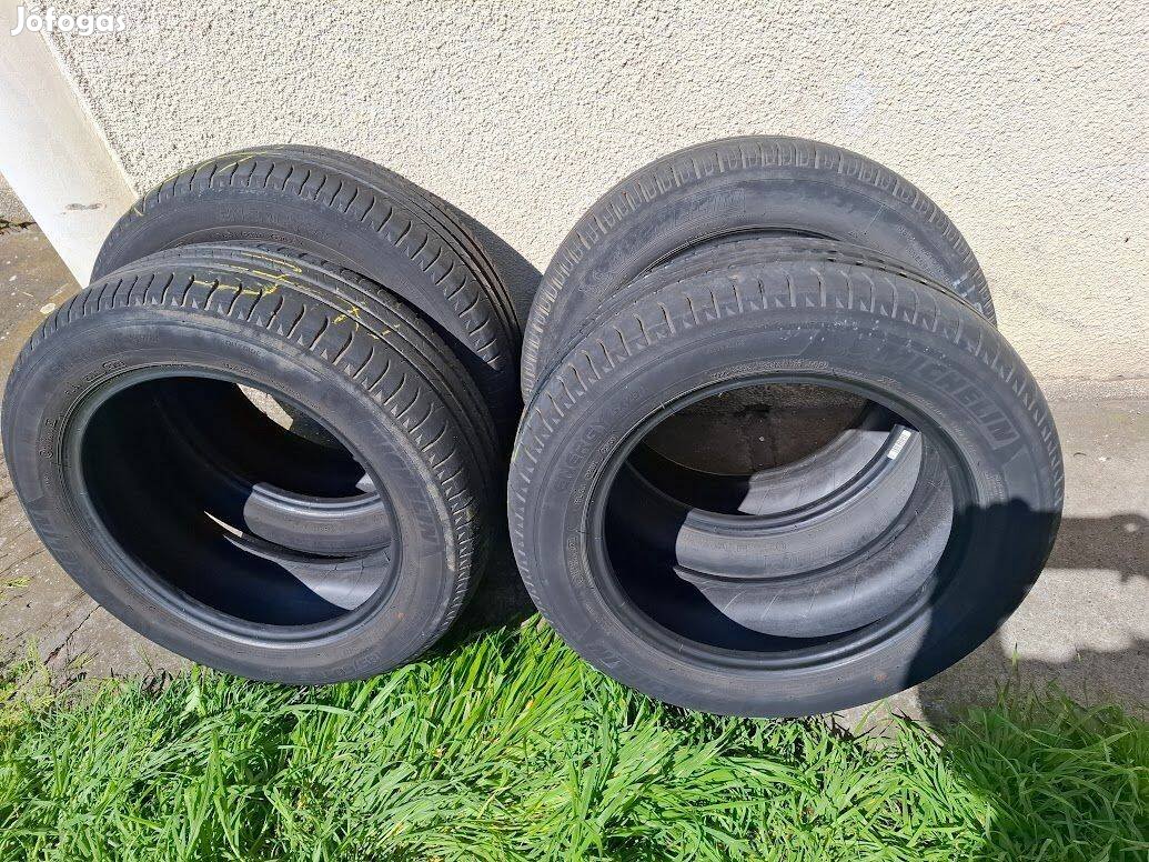 Michelin 185/60 R15 Extra puha abroncsok egyben= 30e Ft