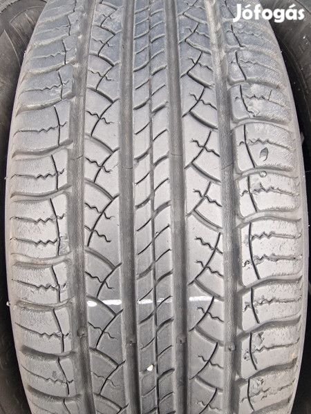 Michelin 205/65R15 LATITUDE TOUR 7mm DOT16 használt gumi HG13892 nyá