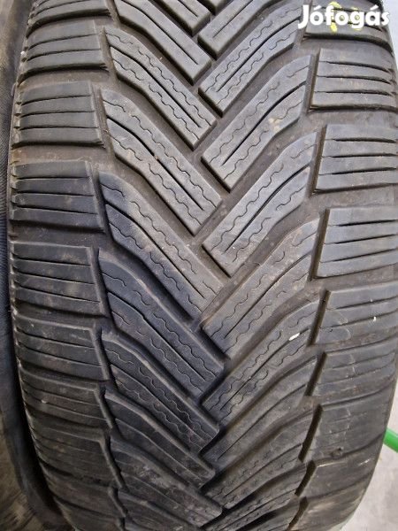 Michelin 215/55R17 ALPIN6 5mm DOT22 használt gumi HG13062 nyári