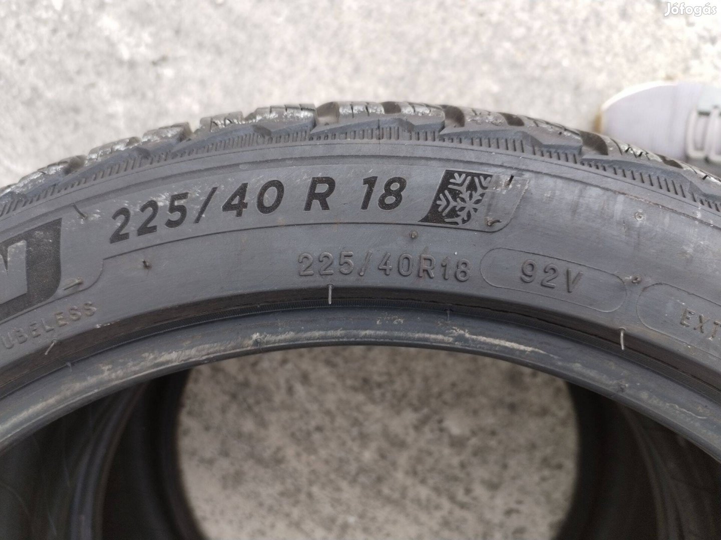 Michelin 225 40 18 téli gumi használt 2 db