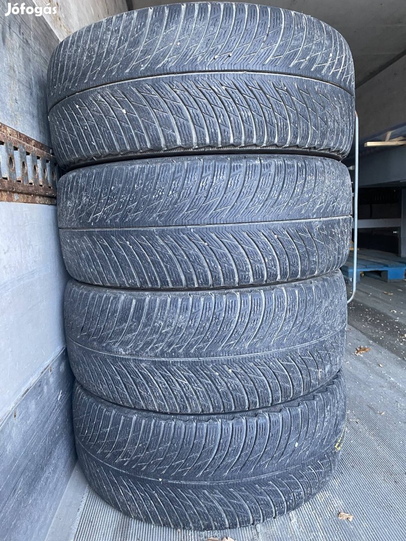 Michelin 235/45r19 téli