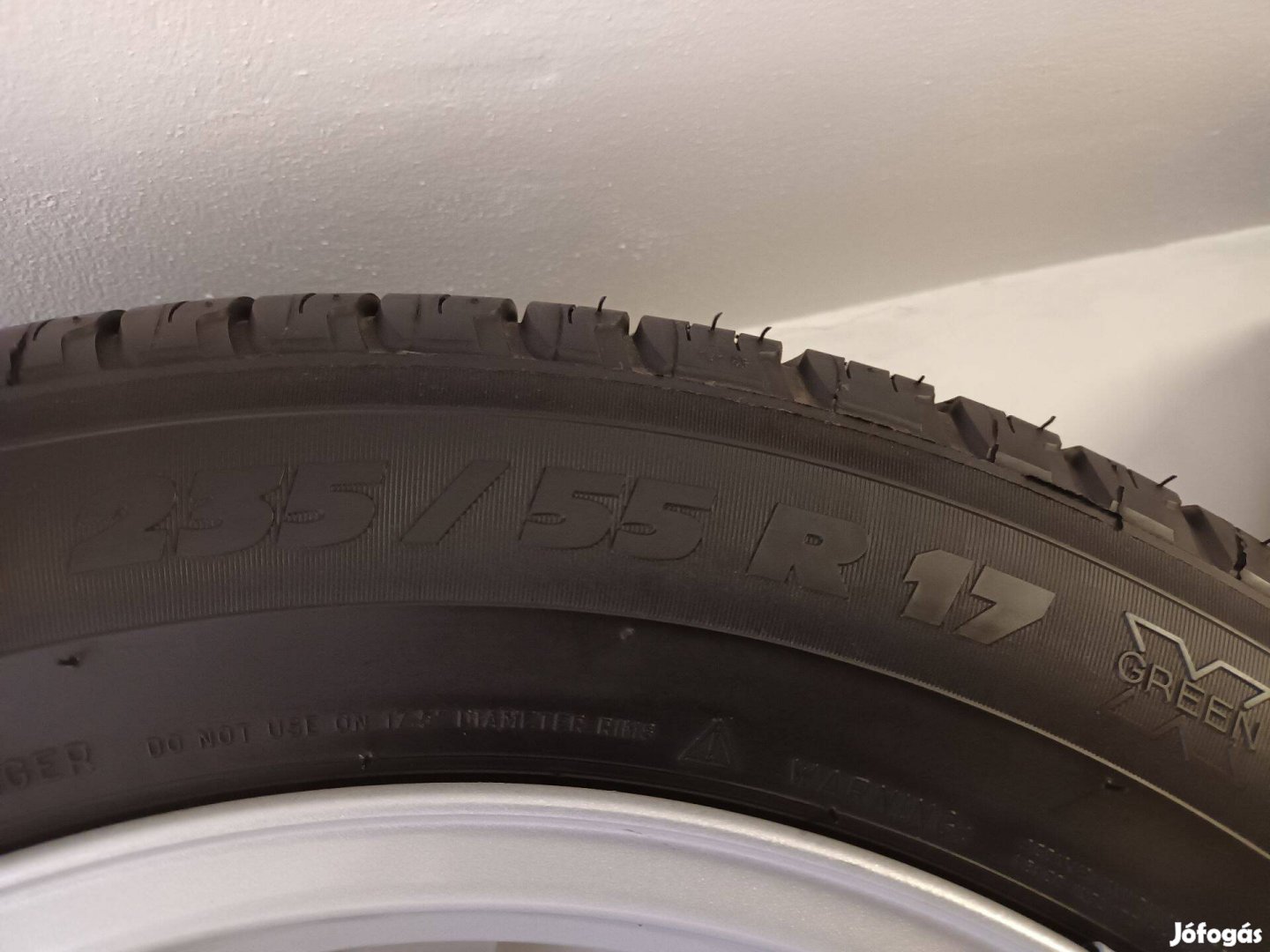 Michelin 235/55 R17 99V nyári gumiabroncs ( felni nélkül !)