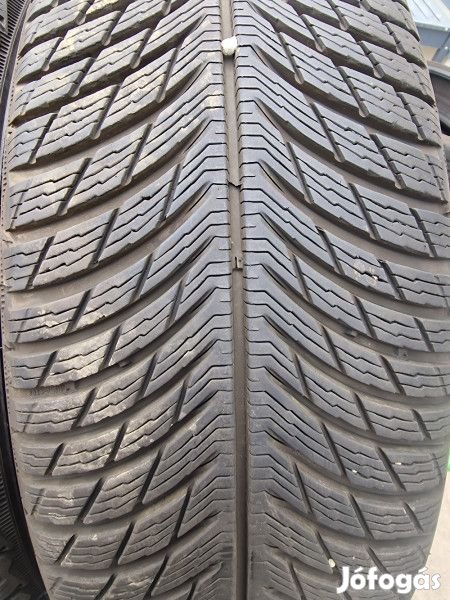 Michelin 235/60R17 PILOT ALPIN5 7mm DOT23 használt gumi HG12939 téli