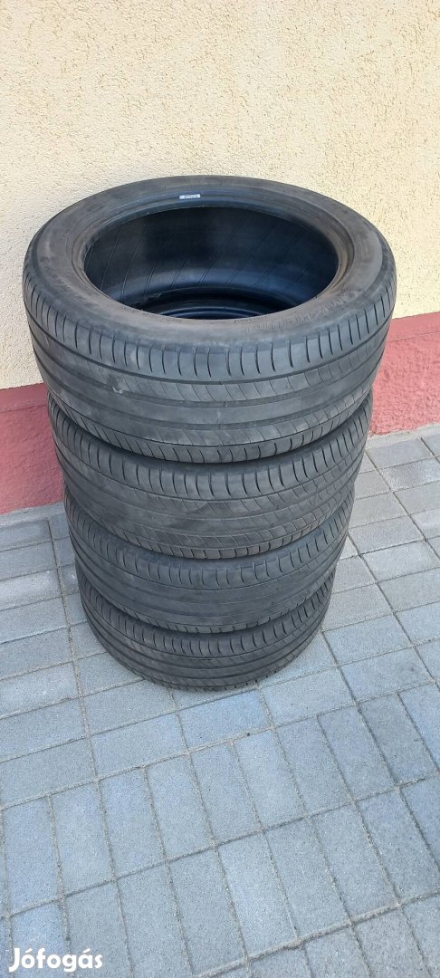 Michelin 245/45R17 autógumi