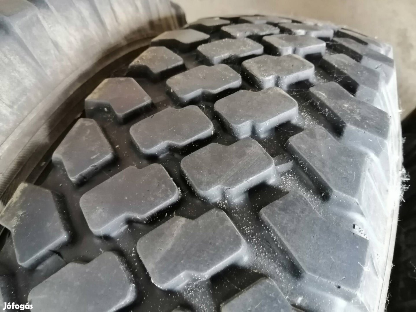 Michelin 4x4 205/80-R16