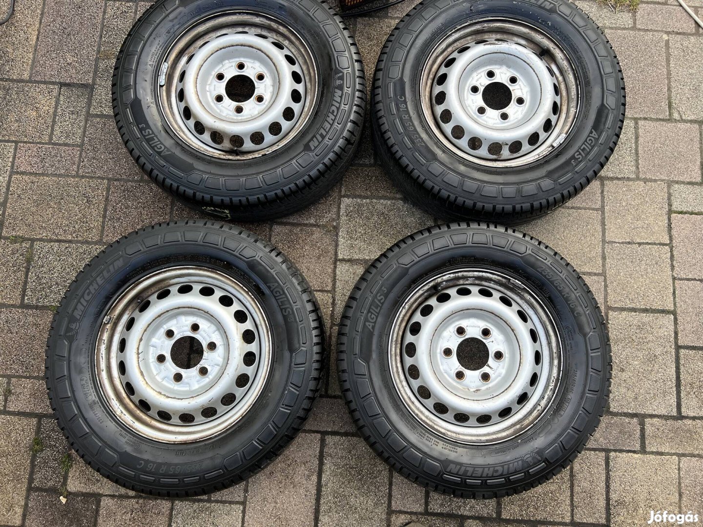 Michelin Agilis 3 235/65 R16 C kisteher nyári gumi