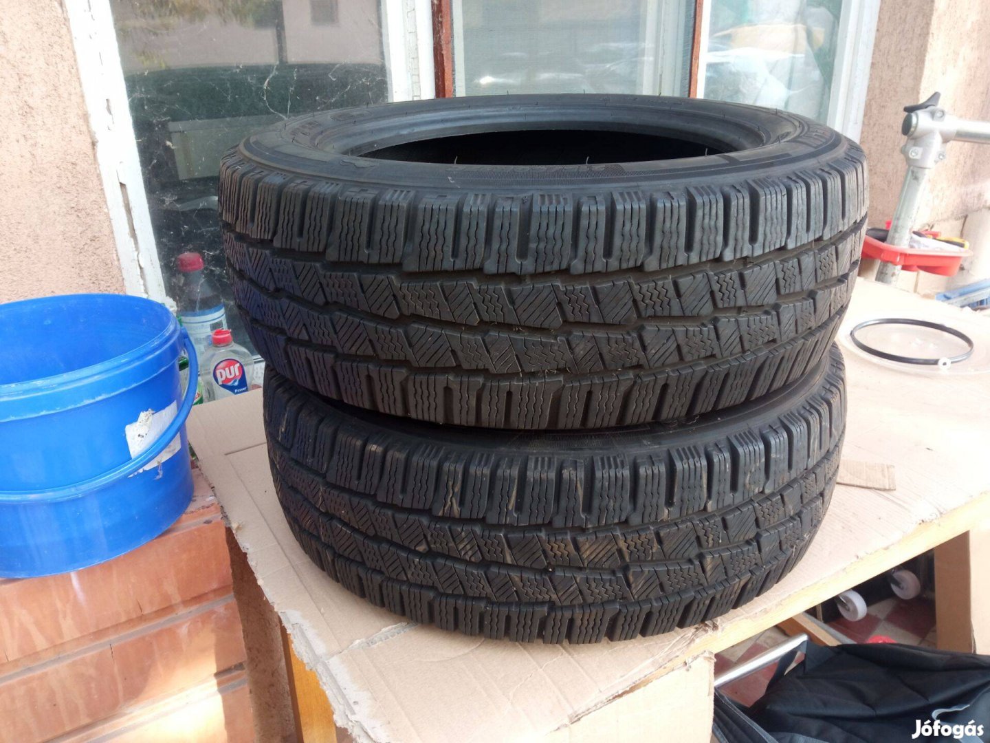 Michelin Agilis Alpin kisteher téli gumi 2 db 215/60/R17C (zozizo)