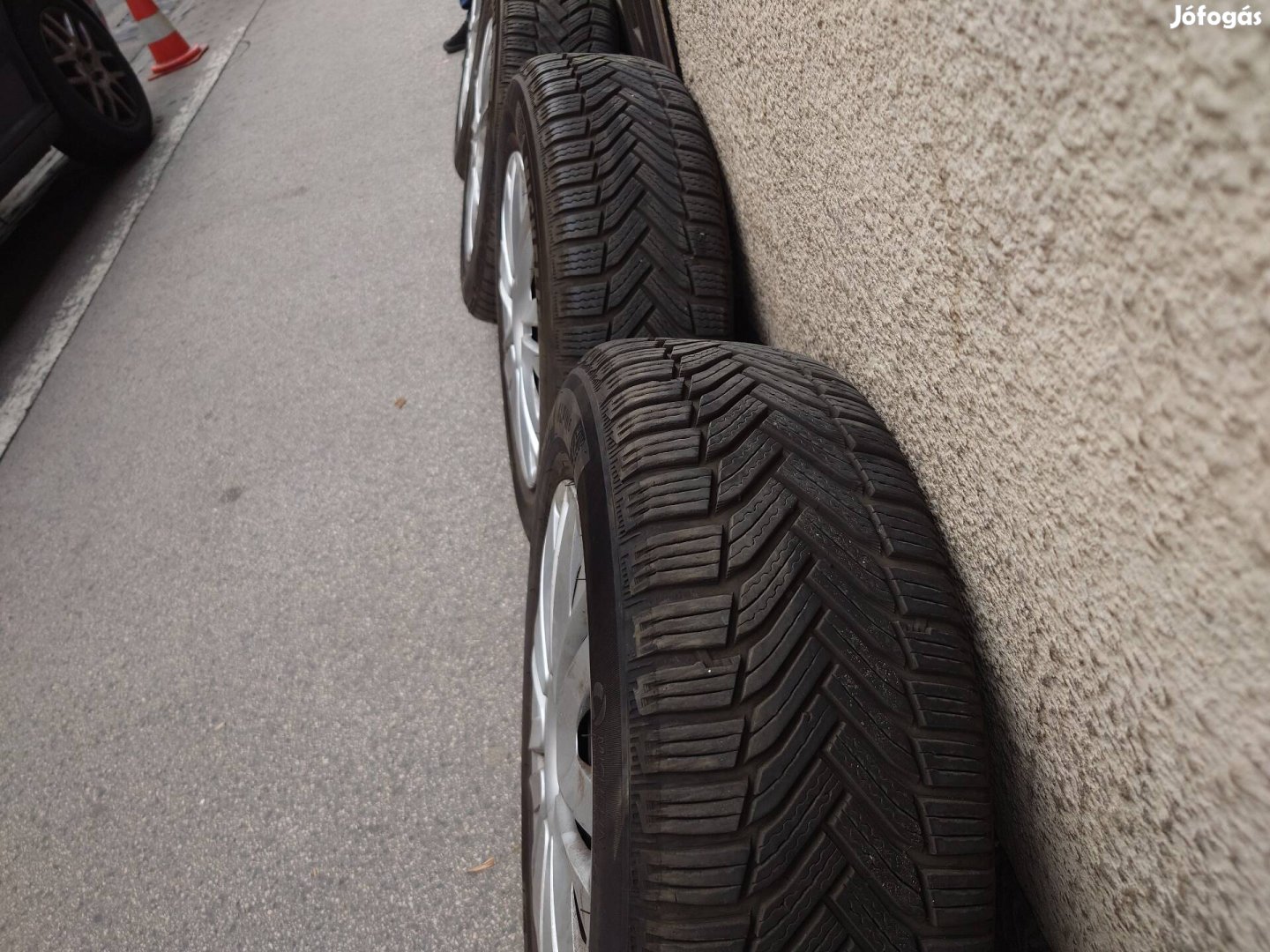 Michelin Alpin 195/65/15 téli gumik lemezfelnin