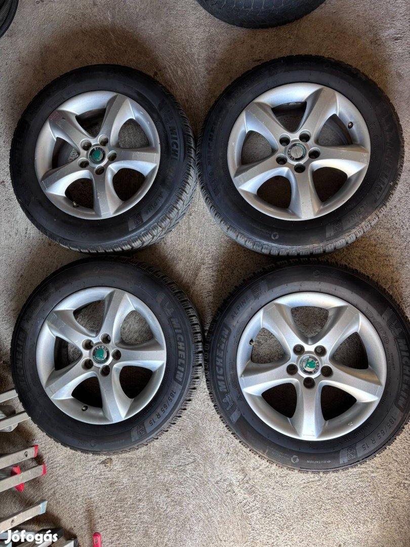 Michelin Alpin 6 185/65 R15