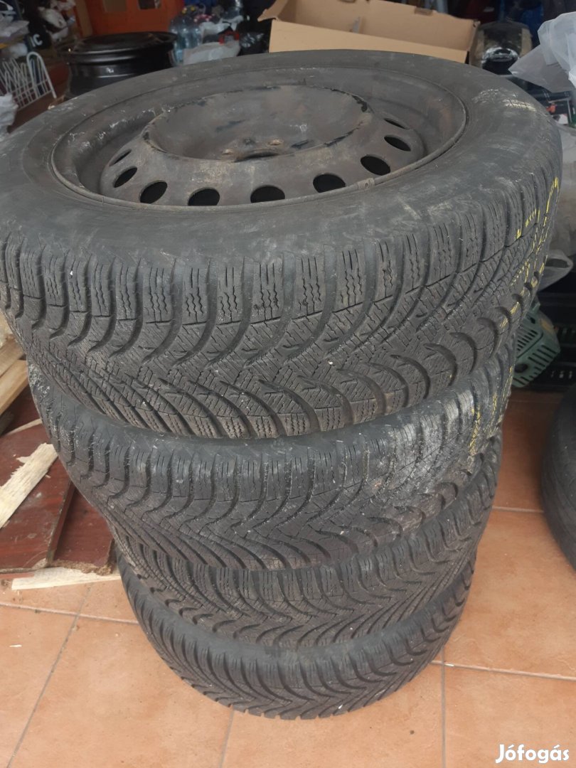 Michelin Alpin téligumi 205  55 16 felnivel 4db Opelre  eladó 