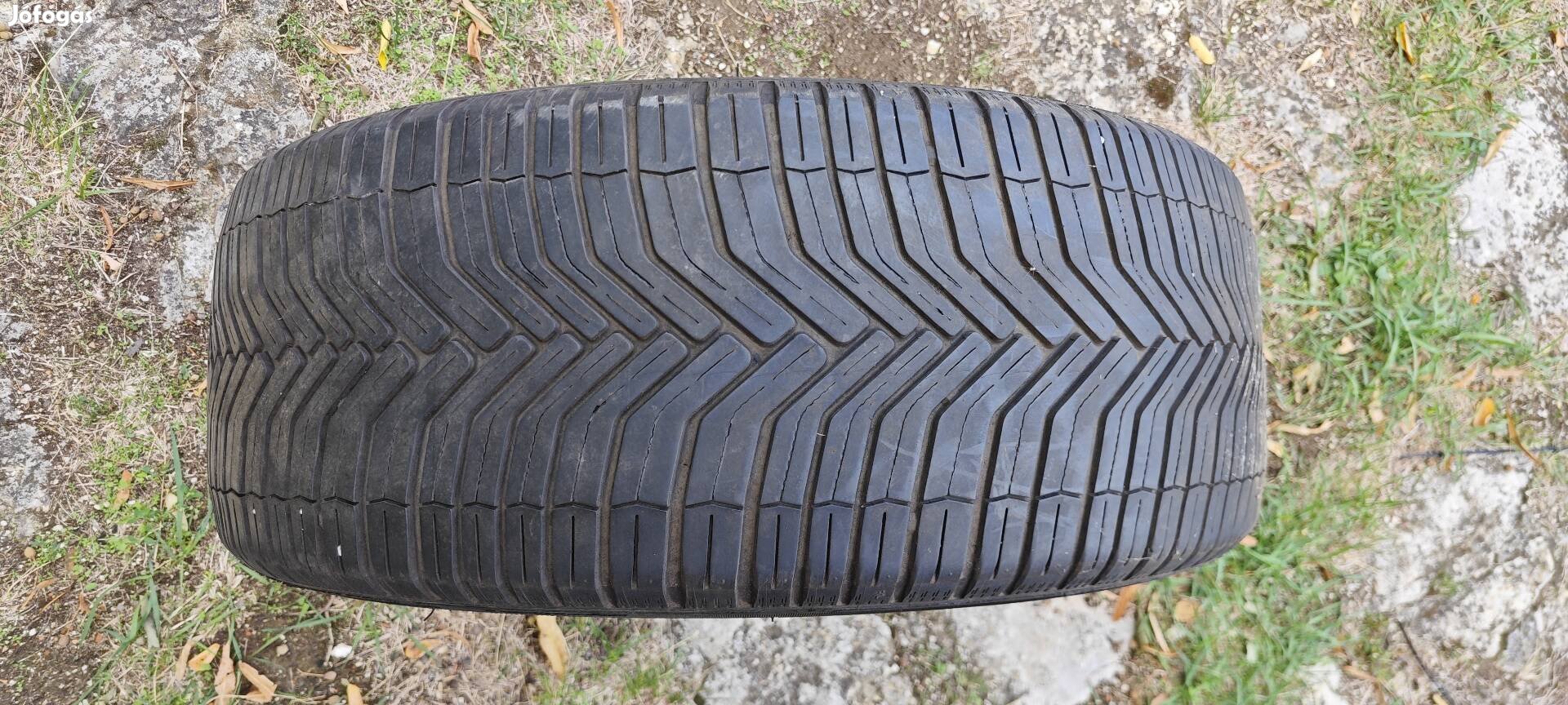 Michelin Cross Climate 1 db 235/45 R18