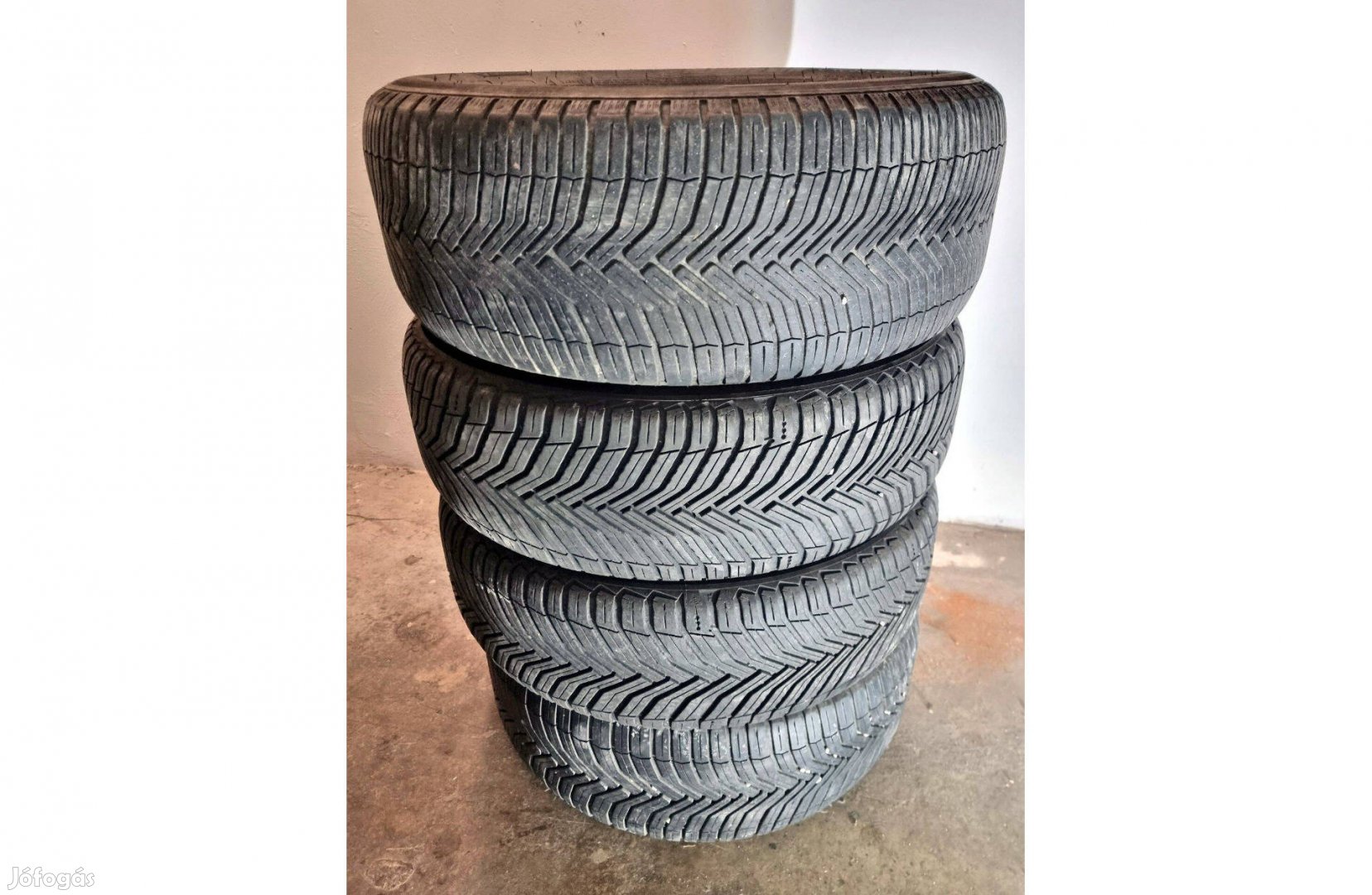 Michelin Cross Climate négy évszakos gumi 215/55 R17 4db