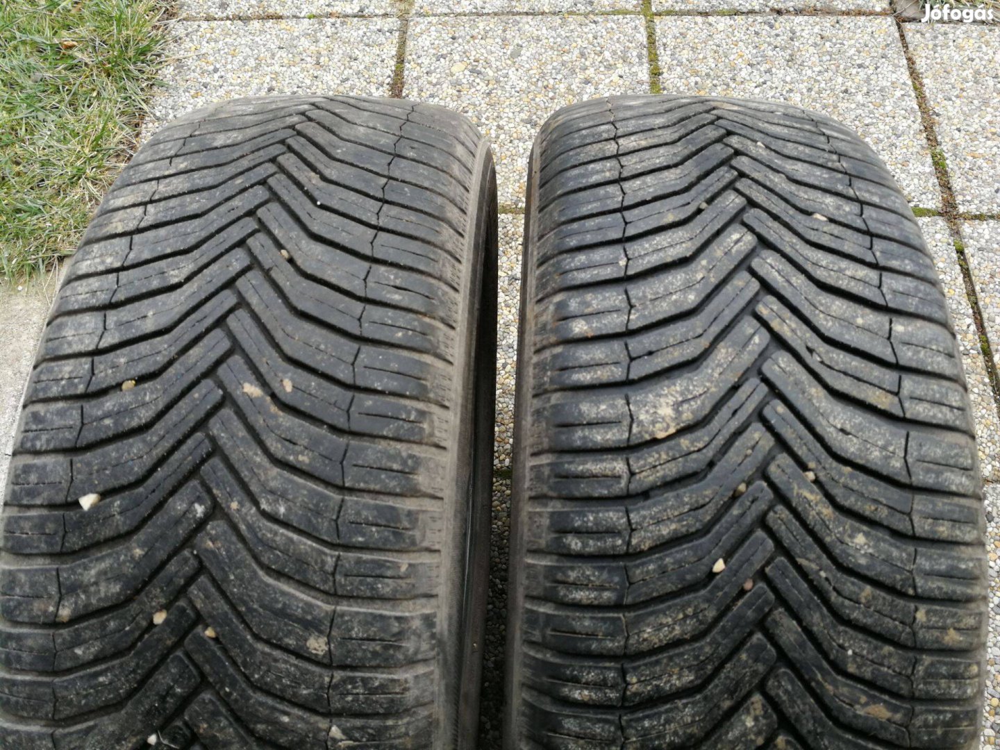 Michelin Crossclimate + R17 205/55 négyévszakos gumi párban eladó