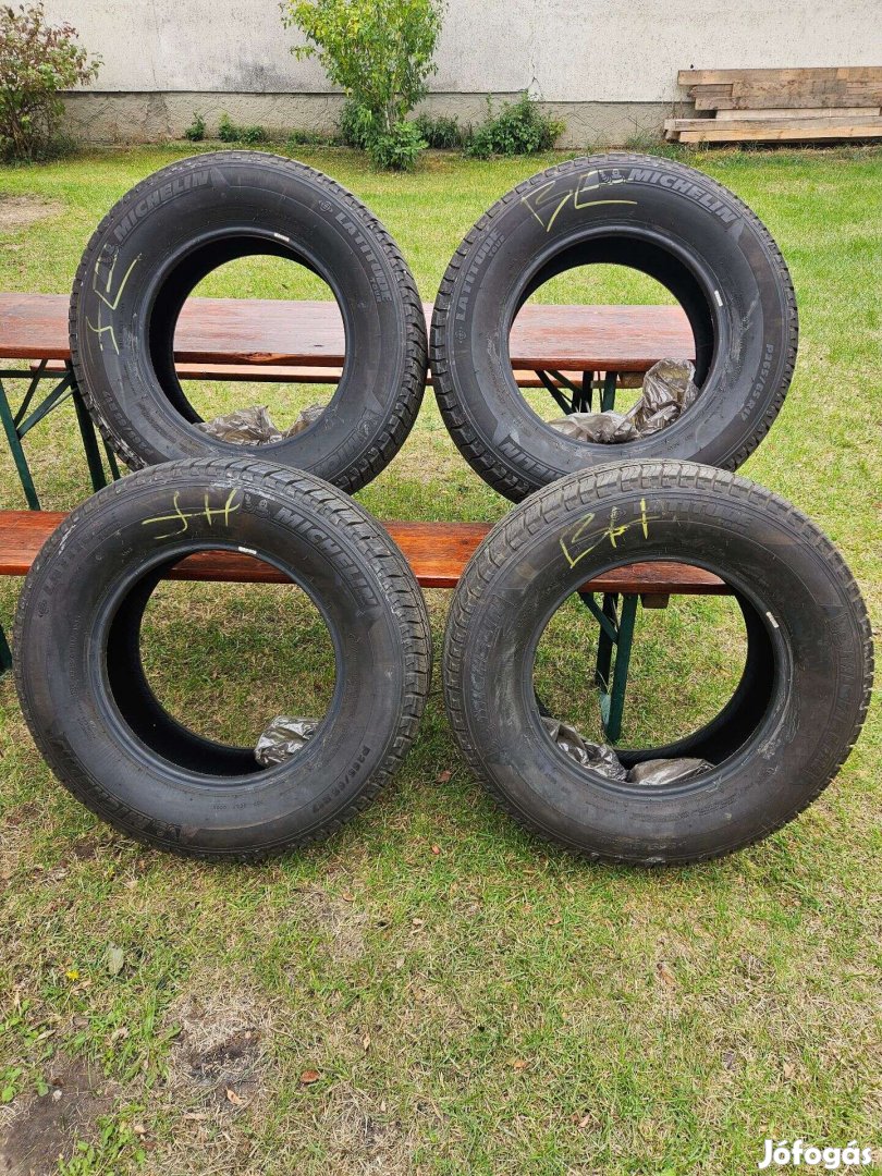 Michelin Latitude Tour 265 65 R17 110S négyévszakos gumi