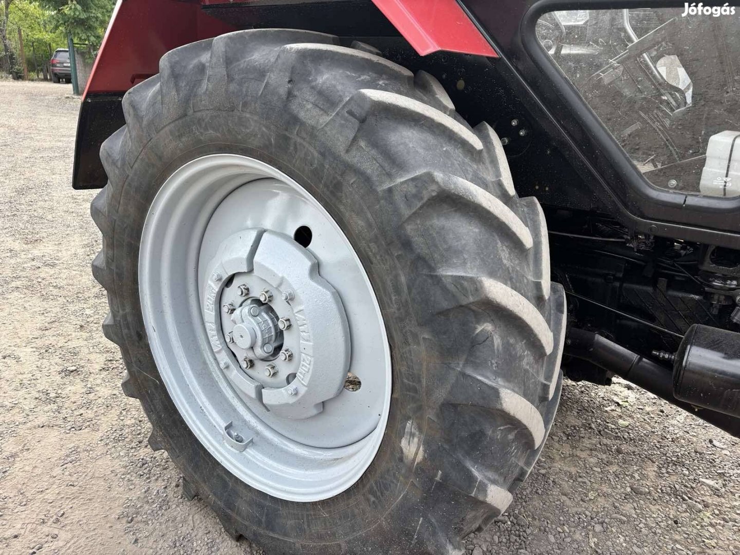 Michelin Mtz hátsó gumi 16,9 R38 komplett kerék