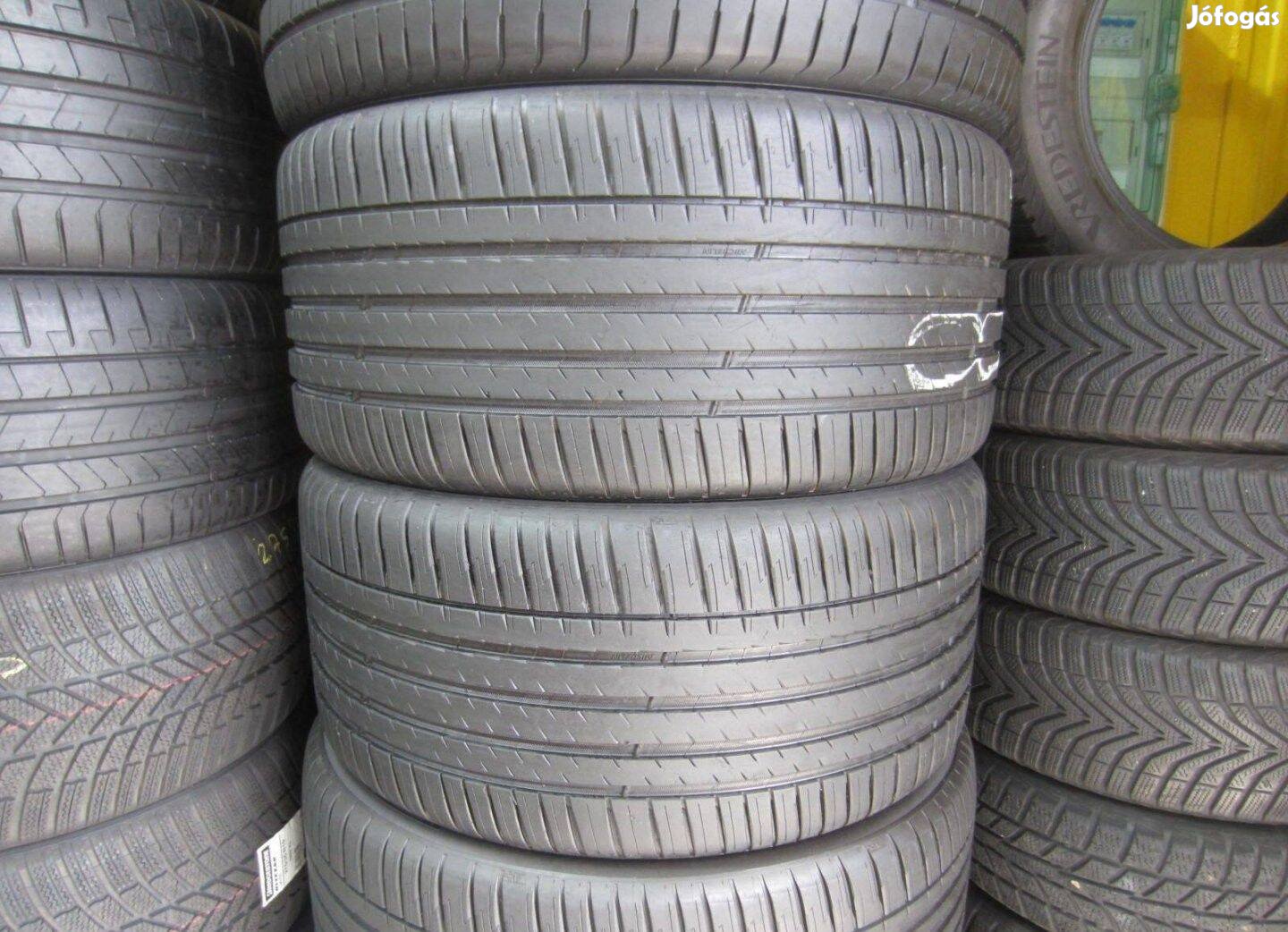 Michelin PS4 SUV 315/40 R21 115Y