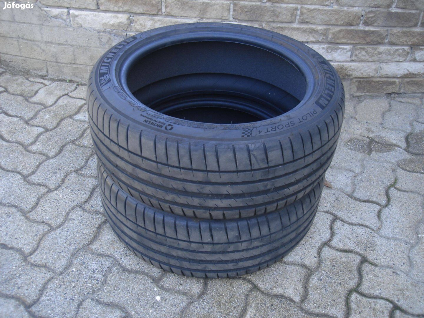 Michelin Pilot Sport 4 Gumi