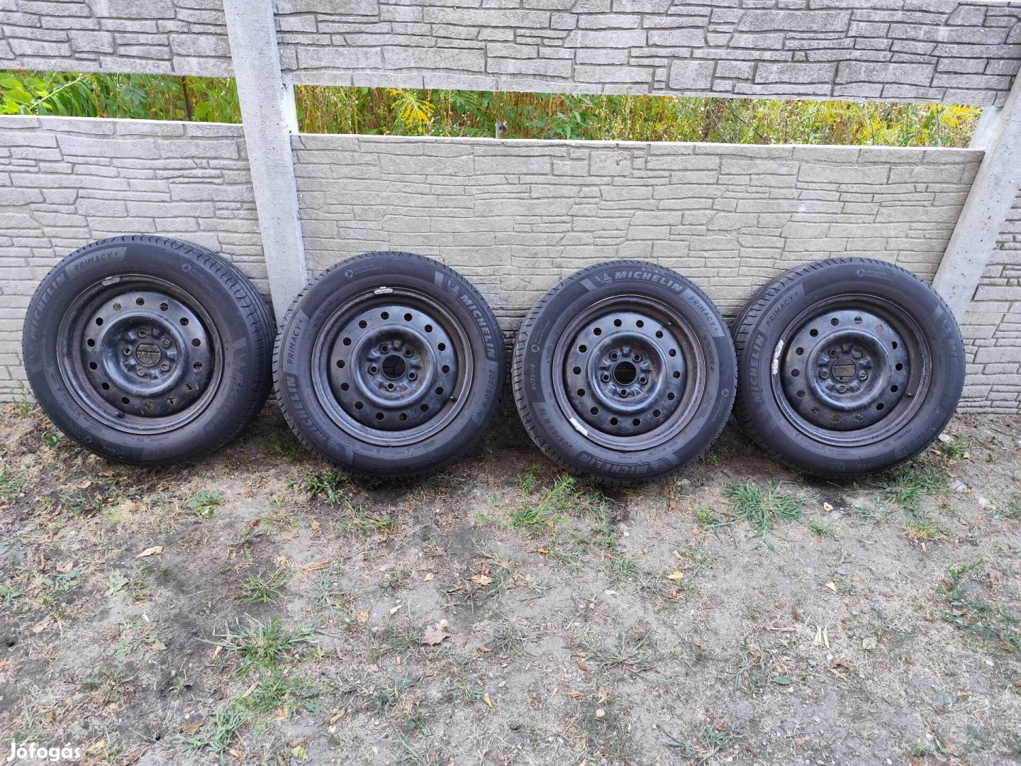 Michelin Primacy 4 nyári gumi 205/60 R16 acélfelnin 