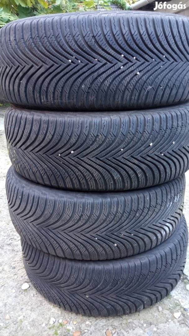 Michelin alpin5 téli 215*55R17 szett 