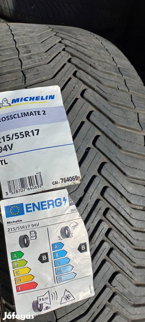 Michelin crossclimate 215/55 R 17 