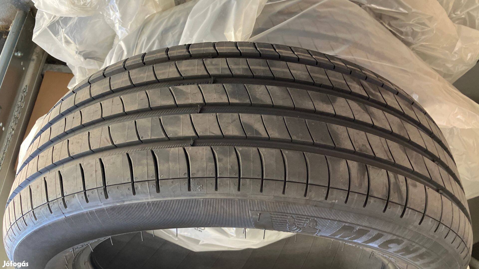 Michelin e.Primacy 4 195/55R16 91H XL S1 nyári gumi