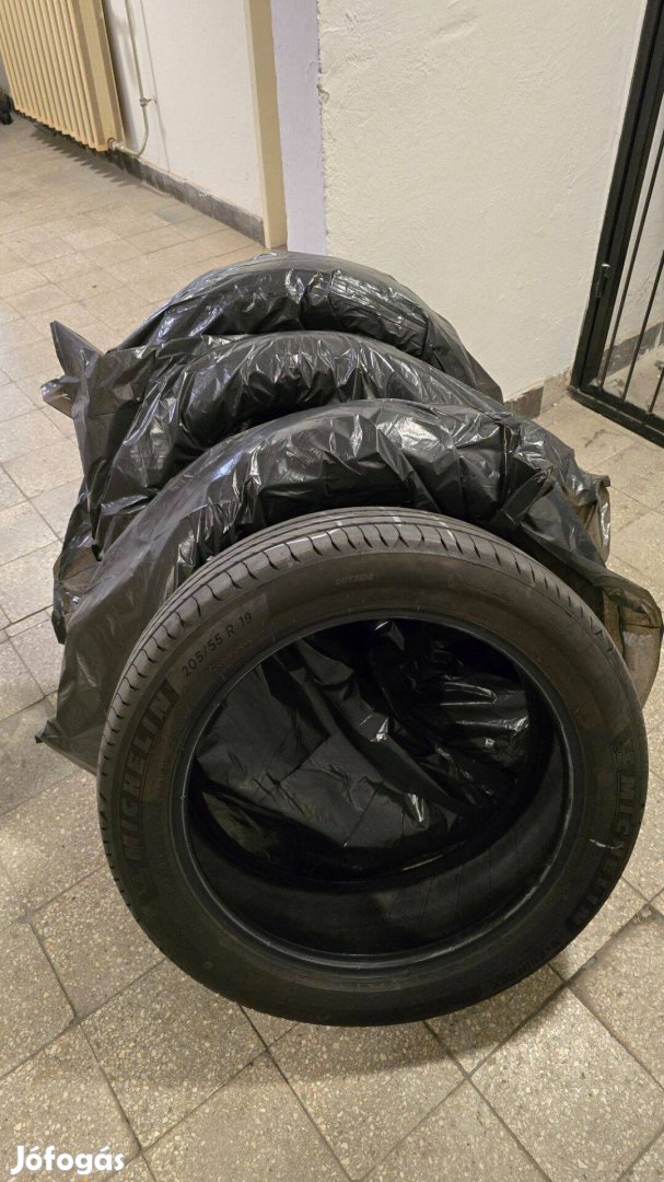 Michelin e.Primacy XL 205/55 R19 97V nyárigumi eladó