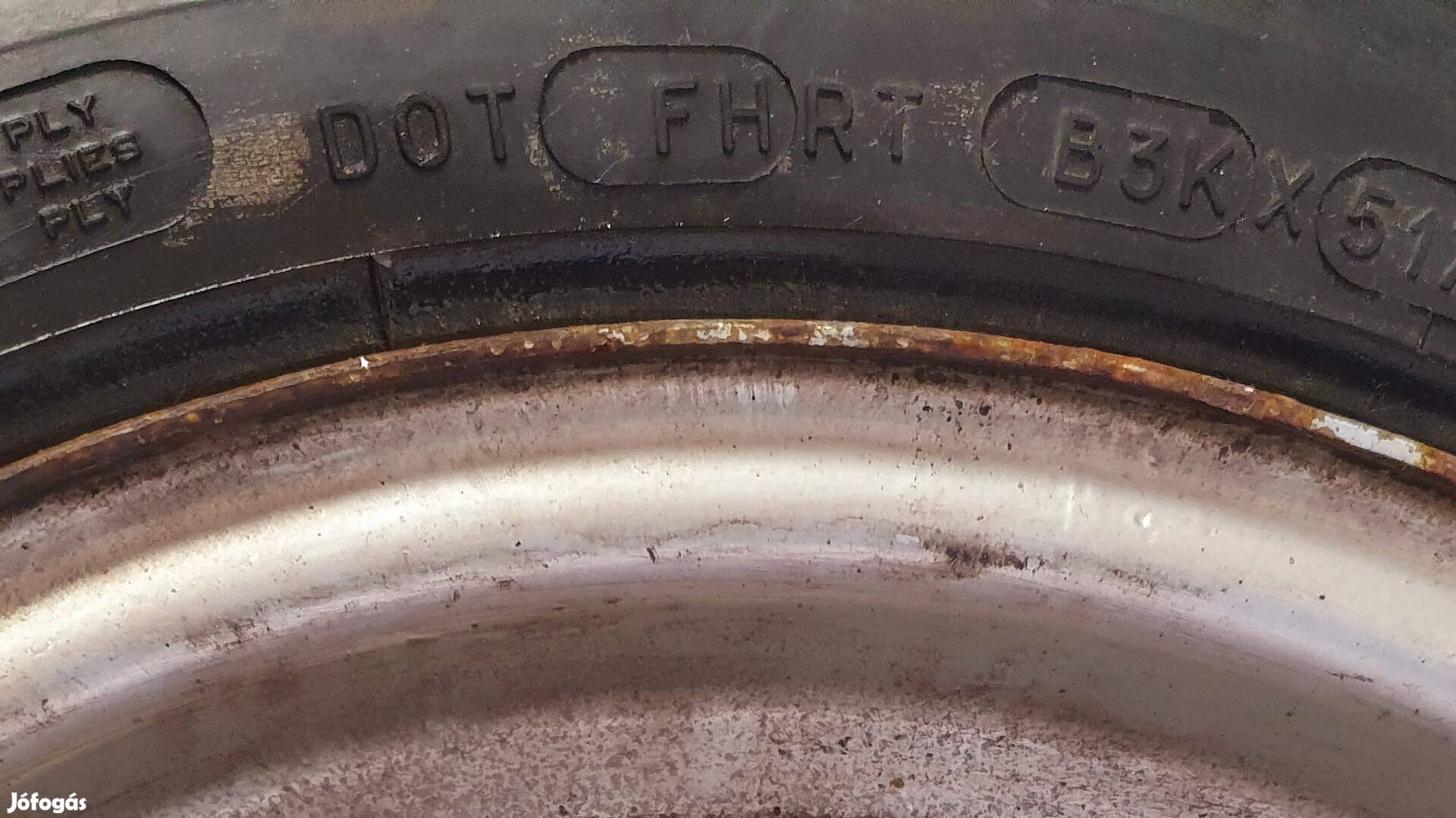 Michelin gumi 155/70 r12 4db