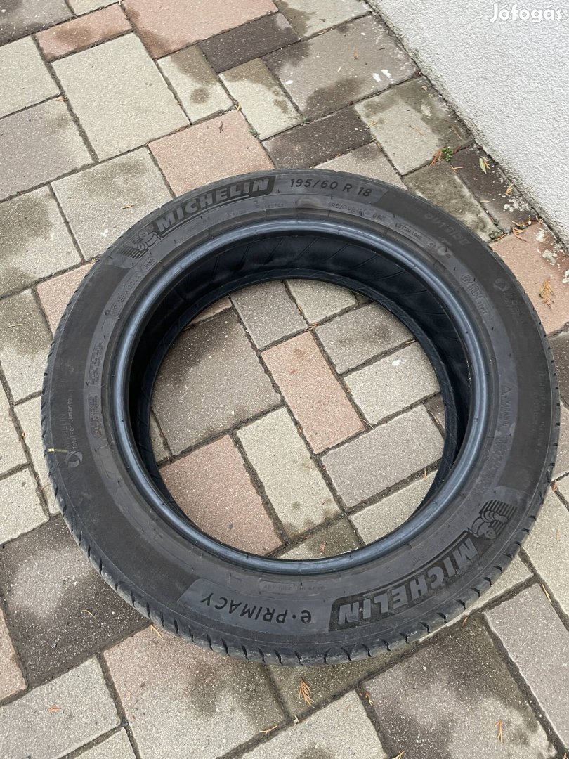 Michelin nyári gumi 195/60 R18 újszerű