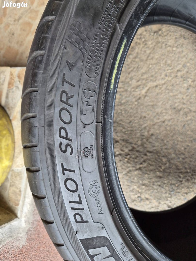 Michelin pilot sport4 235/45 R18 2db nyári gumi