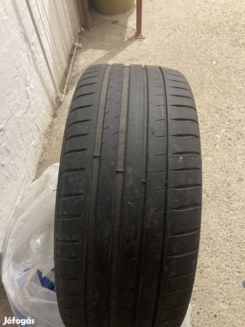 Michelin pilot sport 225/45/17 gumi