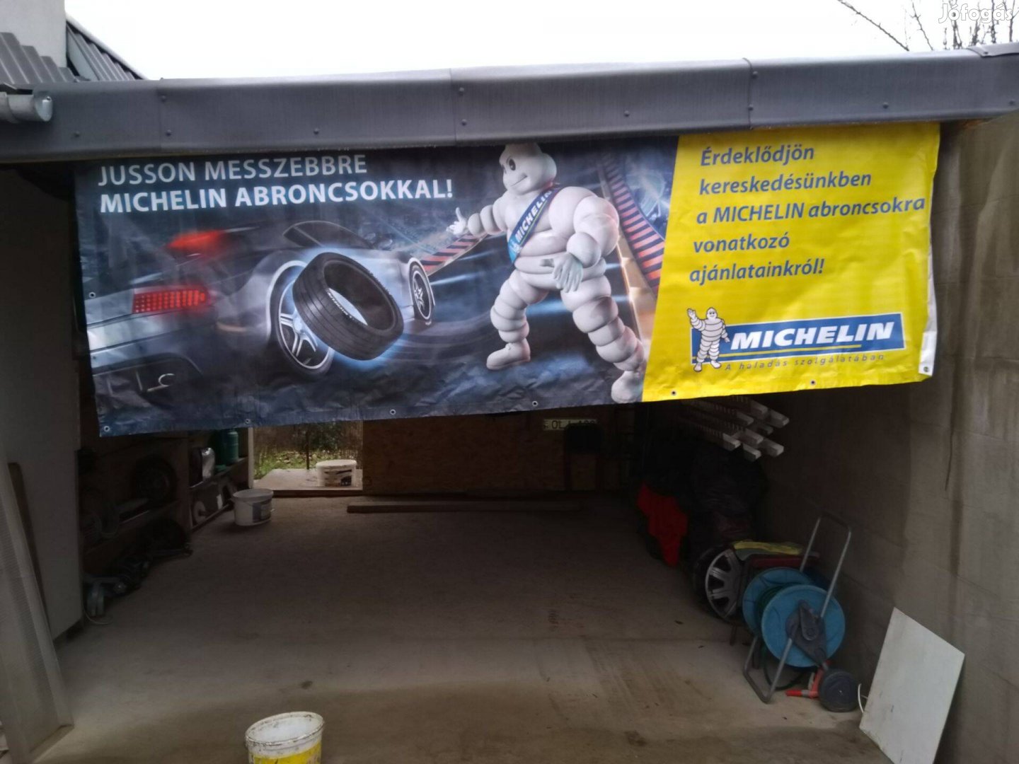 Michelin reklám molinó