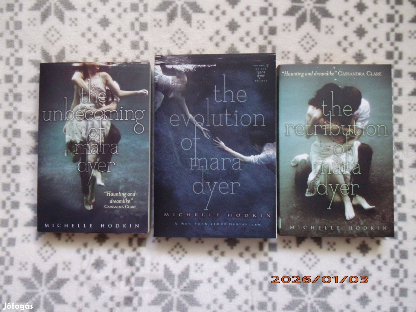 Michelle Hodkin Mara Dyer sorozat angol nyelven