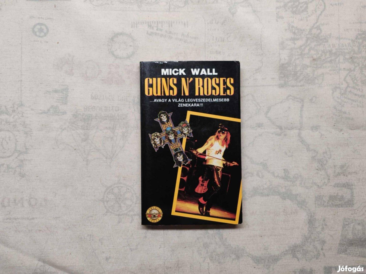 Mick Wall - Guns N' Roses