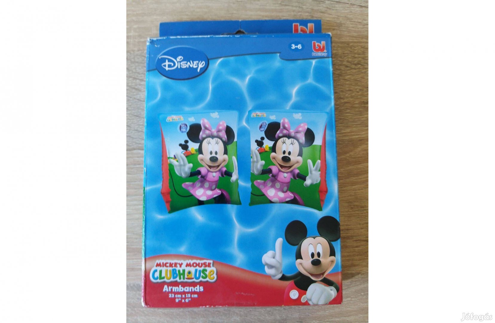 Mickey Mouse karúszó