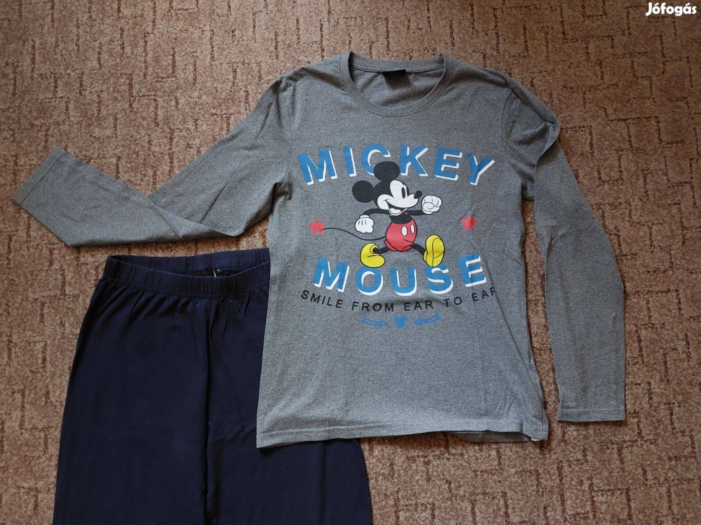 Mickey Mouse mintás pizsama, S méret