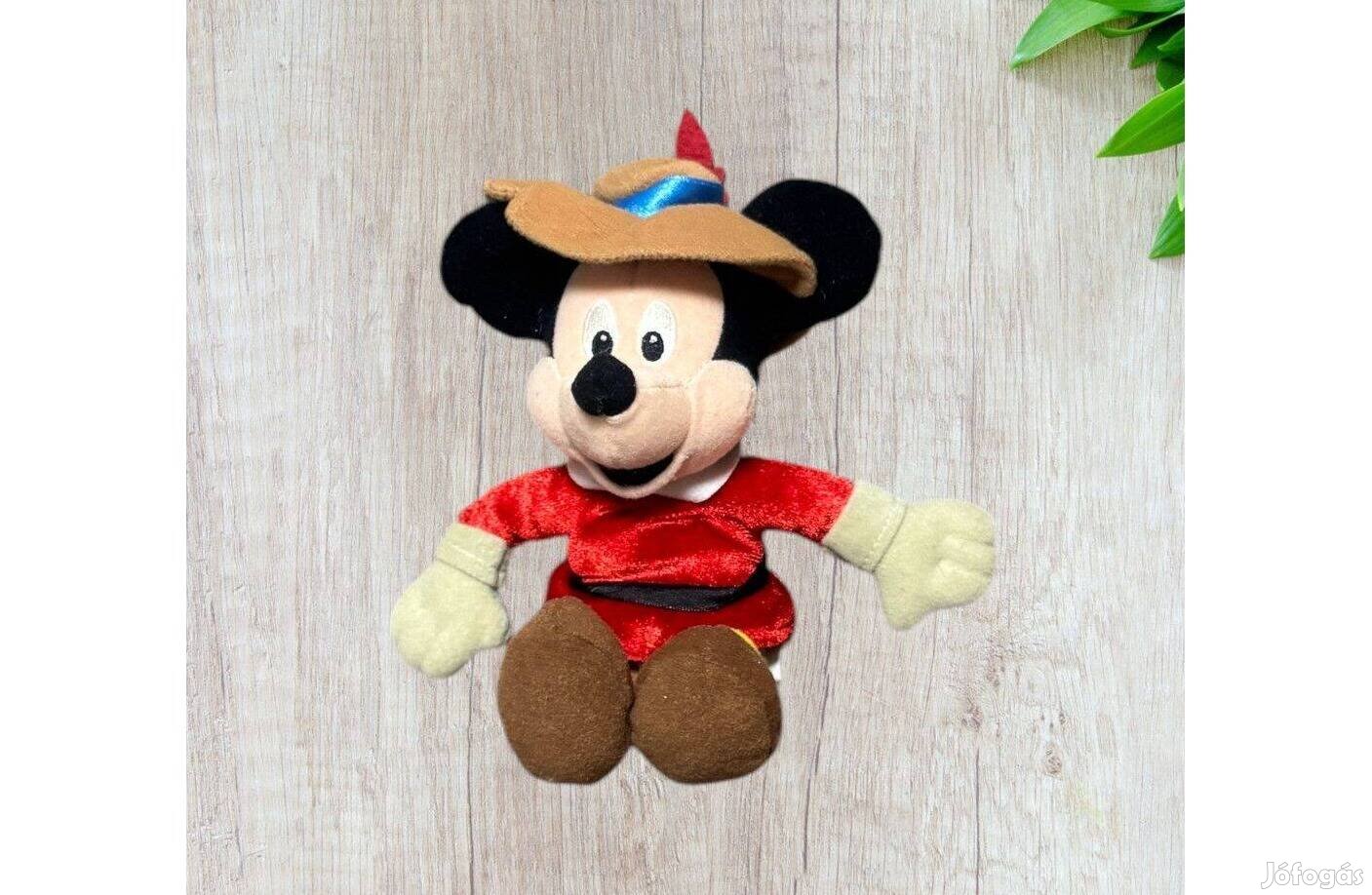 Mickey egér plüss figura