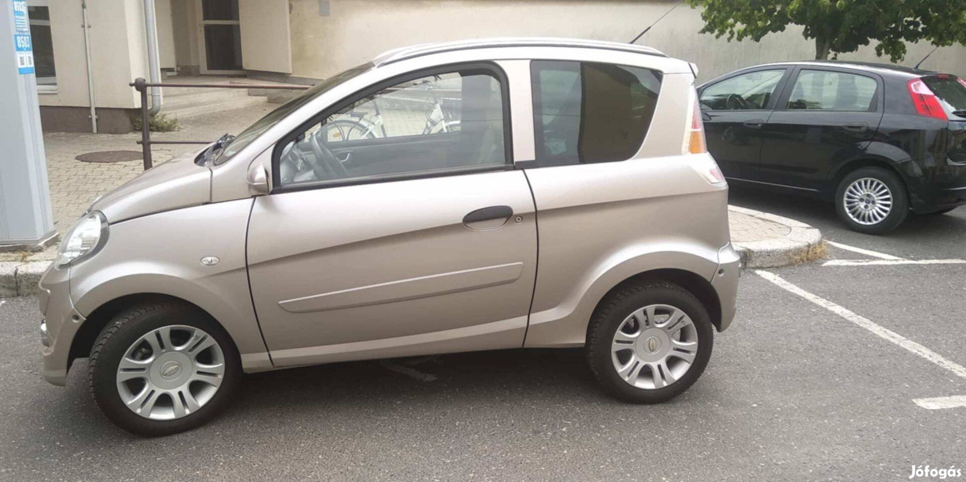 Microcar Mgo, 2010-es, magyar műszakis mopedautó