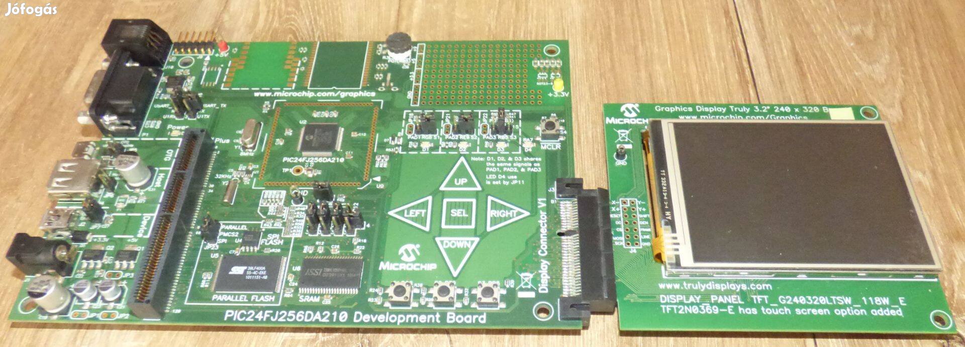 Microchip PIC24FJ256DA210 Development Board