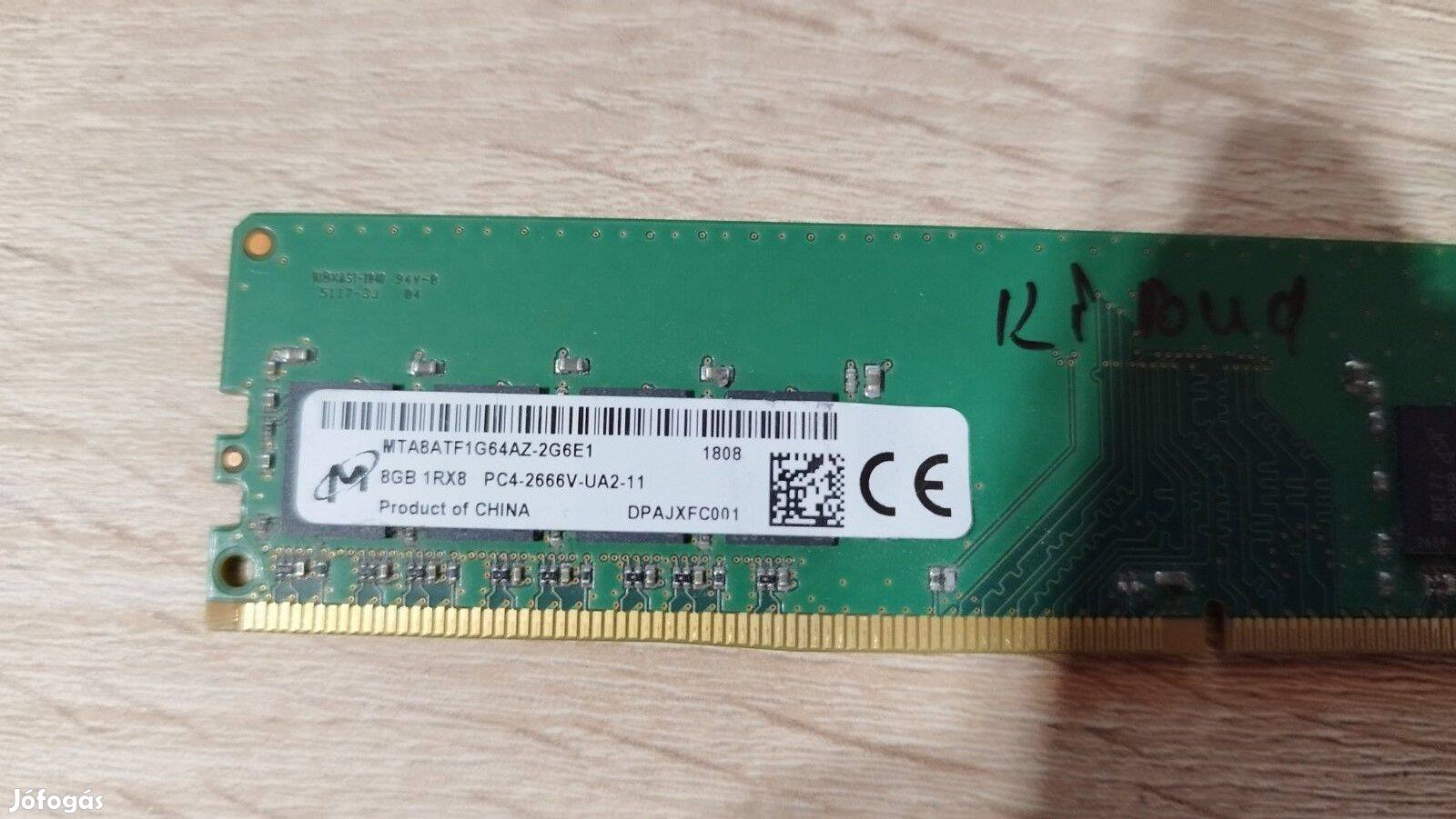 Micron MTA8ATF1G64Az-2G6E1 8GB DDR4 memória