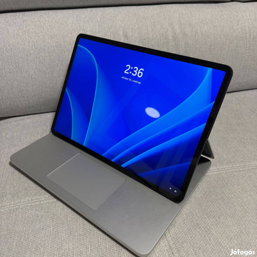 Microsoft Surface Laptop Studio 2 erőmű 64Gbram 2TB HDD i7