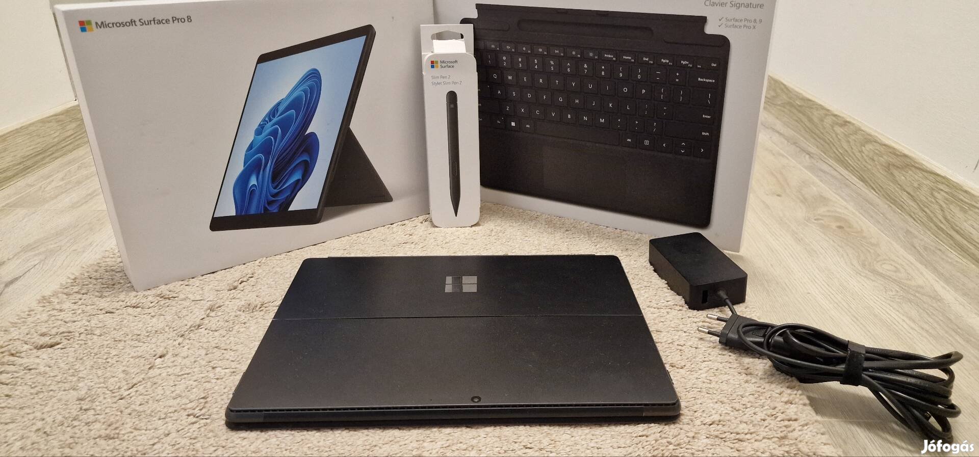 Microsoft Surface Pro 8 - i7, 16GB RAM, 1TB ssd. Billentyűzet és toll