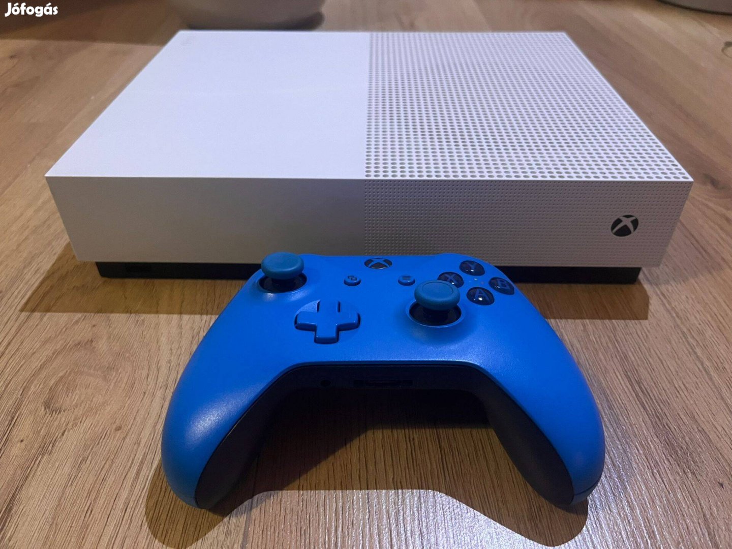 Microsoft Xbox One S 1TB All Digital Edition - kontrollerrel