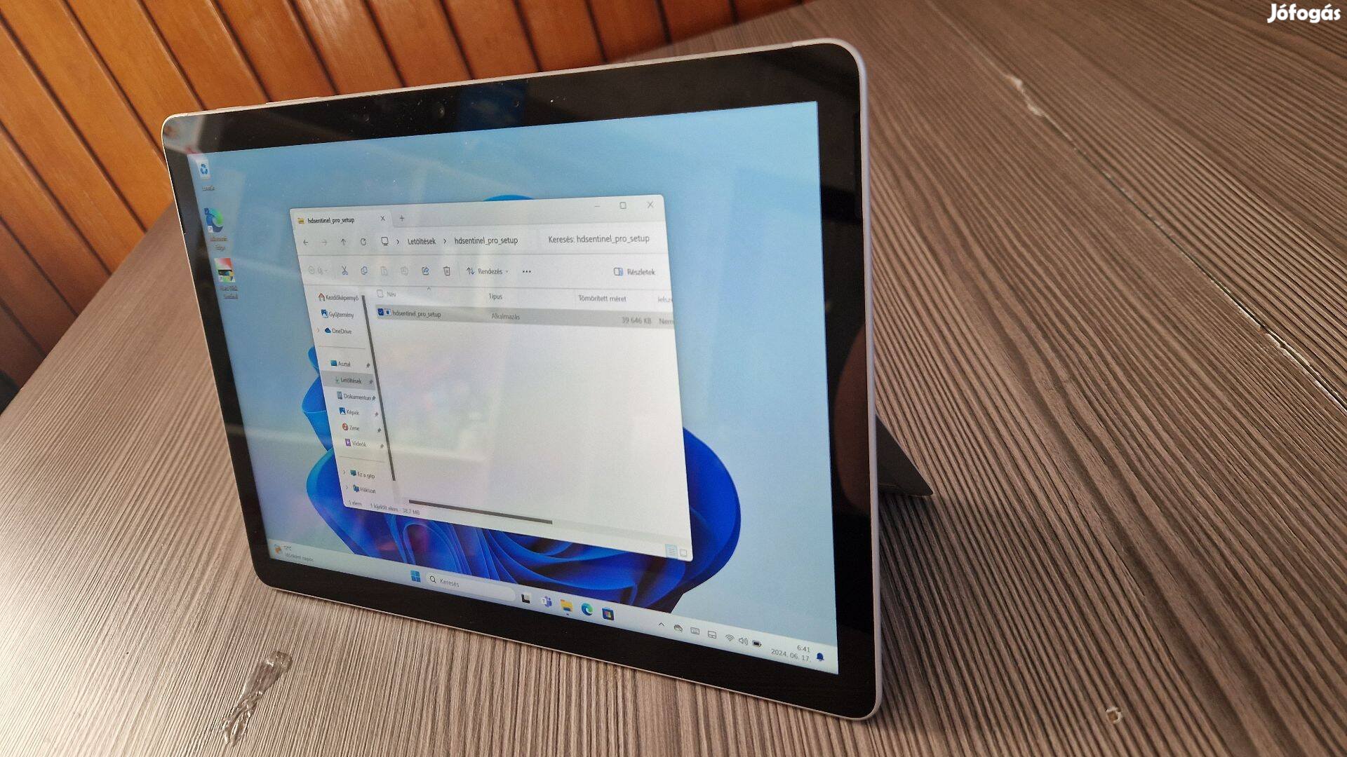 Microsoft surface go 3 128 gb tablet