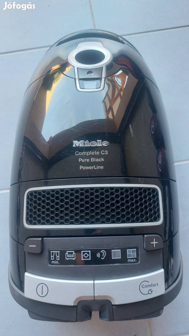 Miele C3 Pure Black 890W porszivó