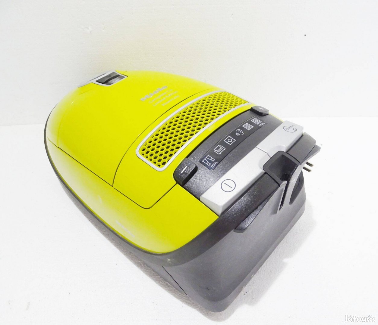 Miele Complete C3 Limited Edition háztartási porzsákos