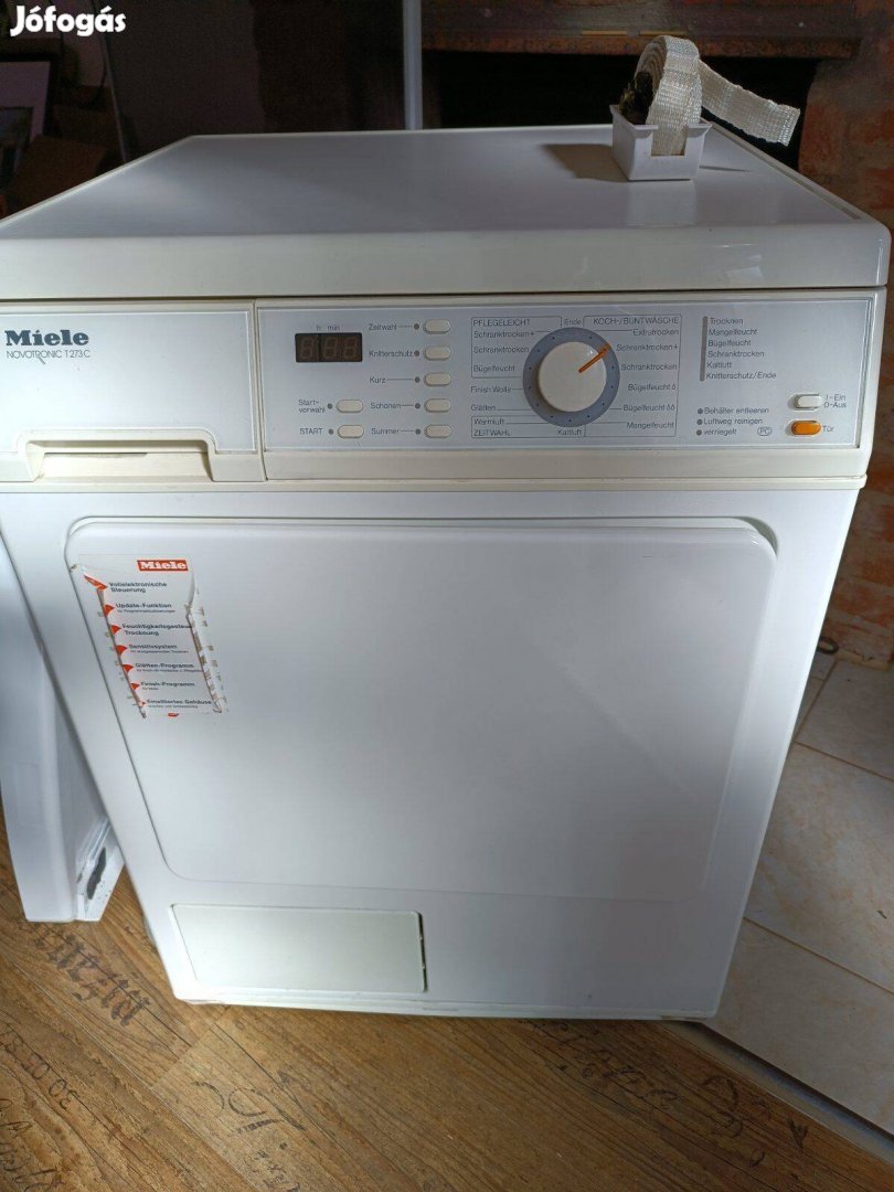 Miele Novotronic T273C szárítógép + összeépítő keret