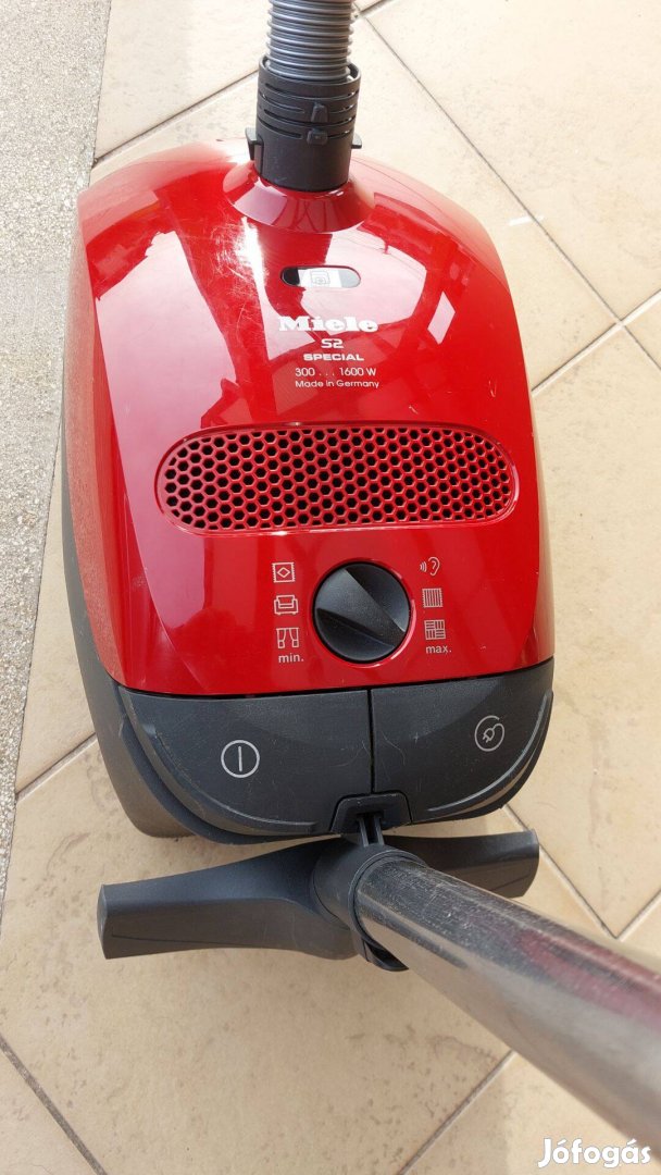 Miele S2 Special 1600W porszivó