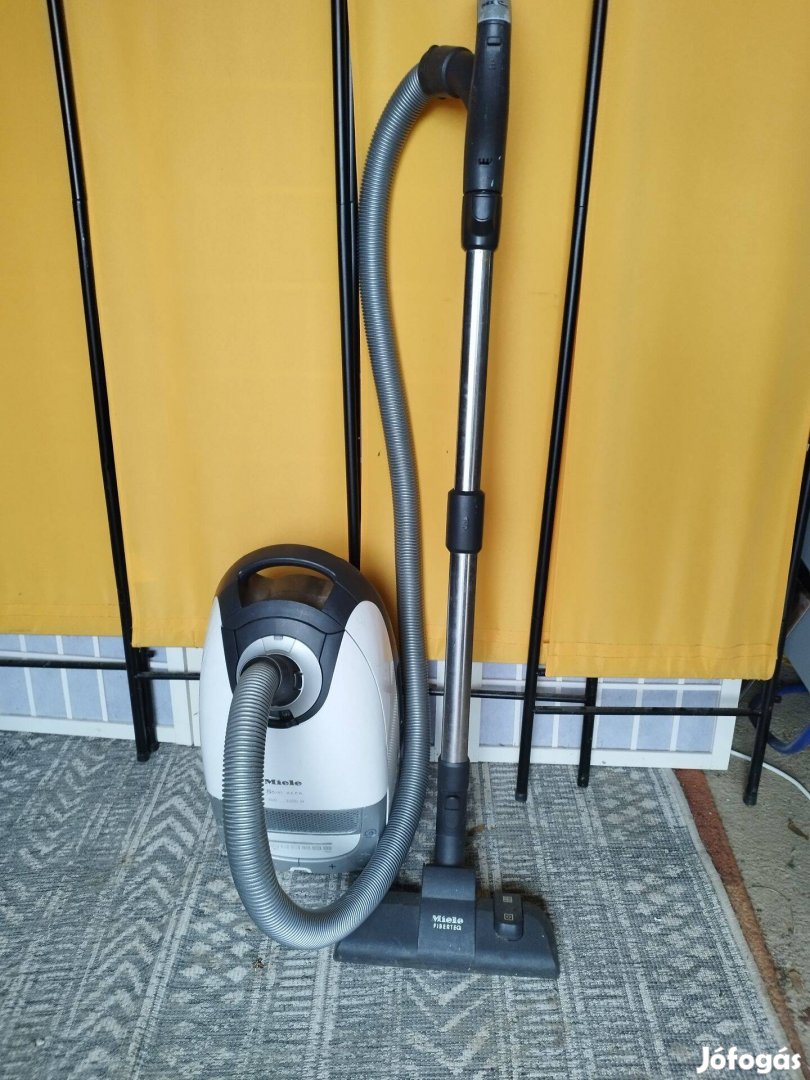 Miele S5381 porszívó