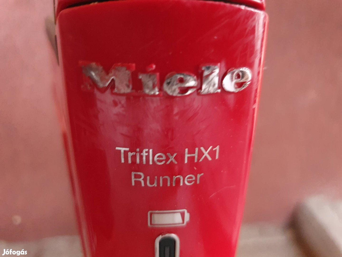 Miele Triflex HX1 Runner akkumulátoros porszívó 